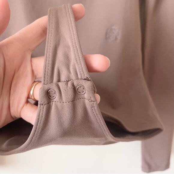 Babaton Aritzia Contour Squareneck Long Sleeve Bodysuit in Taupe Women’s Size S - Picture 6 of 10